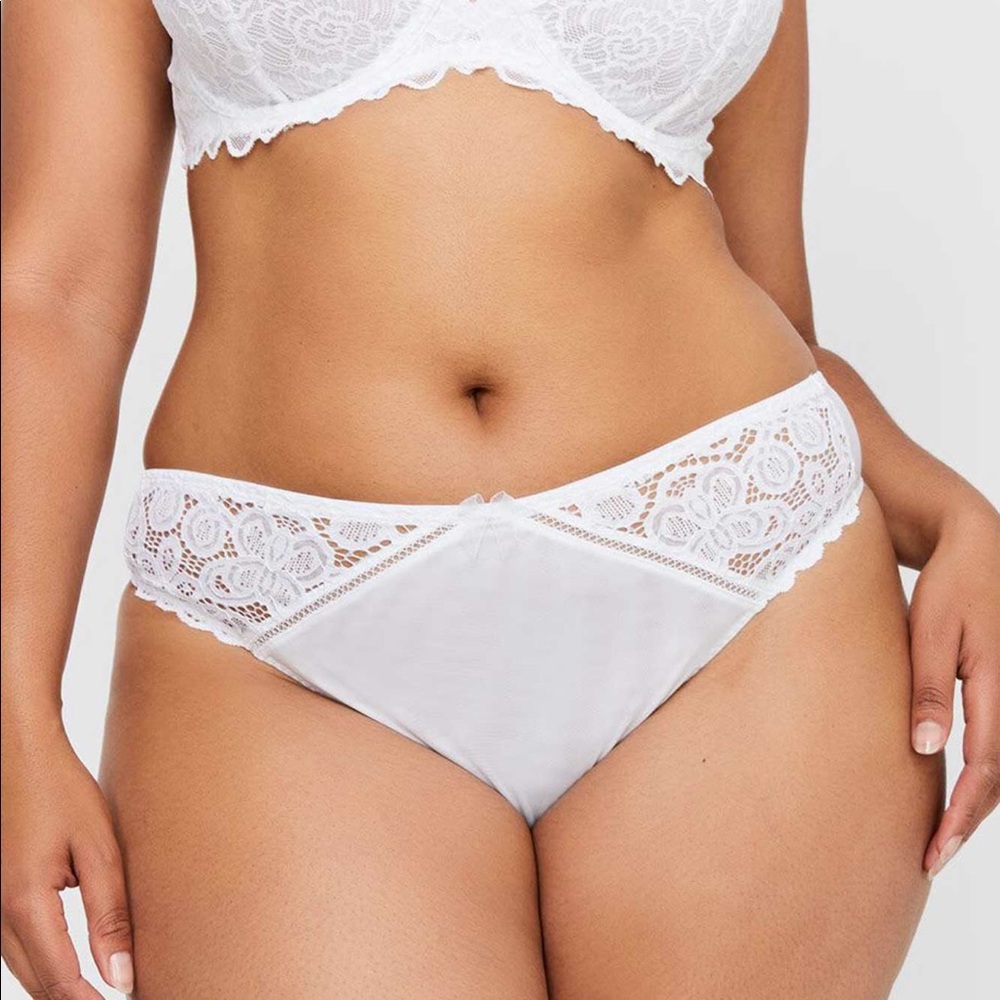 Thong Panties MESH & LACE NWT PLUS SIZE 1X